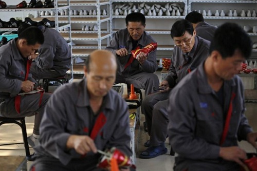 hang-may-mac-made-in-china-o-trieu-tien