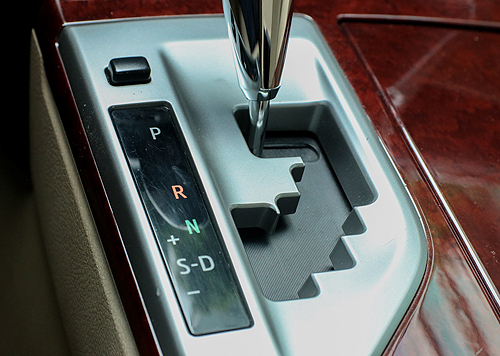toyota-camry-2013-nhung-gia-tri-con-lai-tai-viet-nam-1