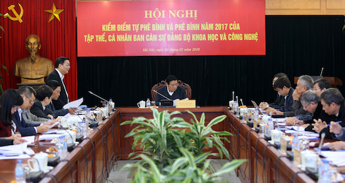 Đoàn công tác của Ban Bí thư làm việc với Bộ Khoa học công nghệ sáng 1/2. Ảnh: PV