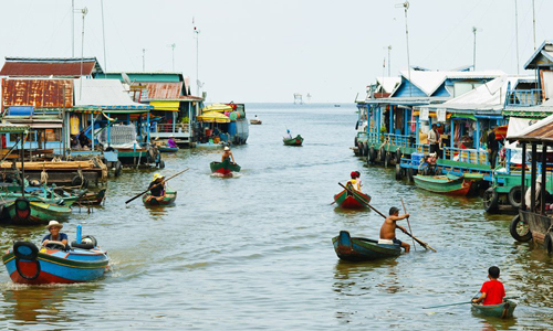 Người Việt Nam sống ở Campuchia. Ảnh: Aquaexpedition.