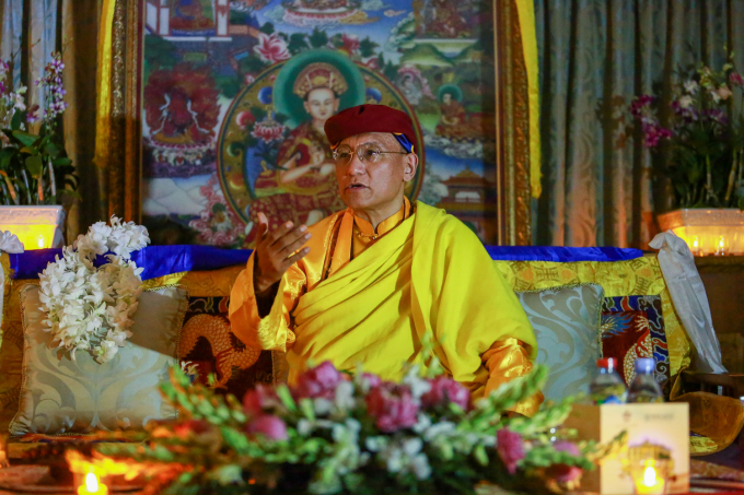 Pháp Vương Drukpa hưởng ứng Giờ Trái Đất tại TP HCM