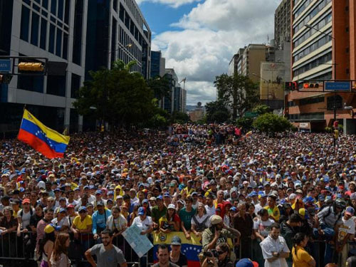 Image result for biá»u tÃ¬nh venezuela 2019