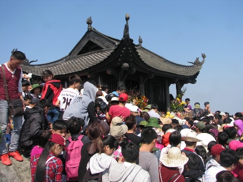 Chùa Đồng Yên Tử. Ảnh: Minh Cương