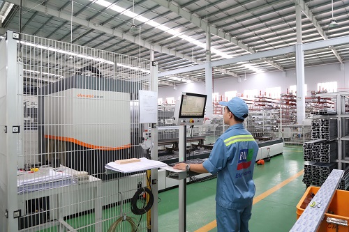 Xuất khẩu thành công sang Australia là đòn bẩy để các doanh nghiệp Việt có thể đẩy mạnh xuất khẩu nhôm kính sang các thị trường khác.