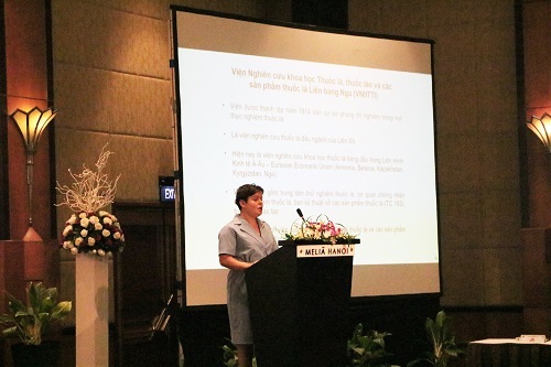 Tiến sĩ Evgenia Gnuchikh, Phó Viện trưởng Viện nghiên cứu khoa học Thuốc lá Krasnodar, Bộ Khoa học và Đại học Liên bang Nga.