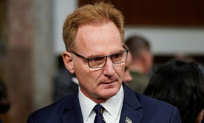 Quyền Bộ trưởng Hải quân Mỹ Thomas Modly tại Tòa nhà Quốc hội ở Washington hồi tháng 12/2019. Ảnh: Reuters.