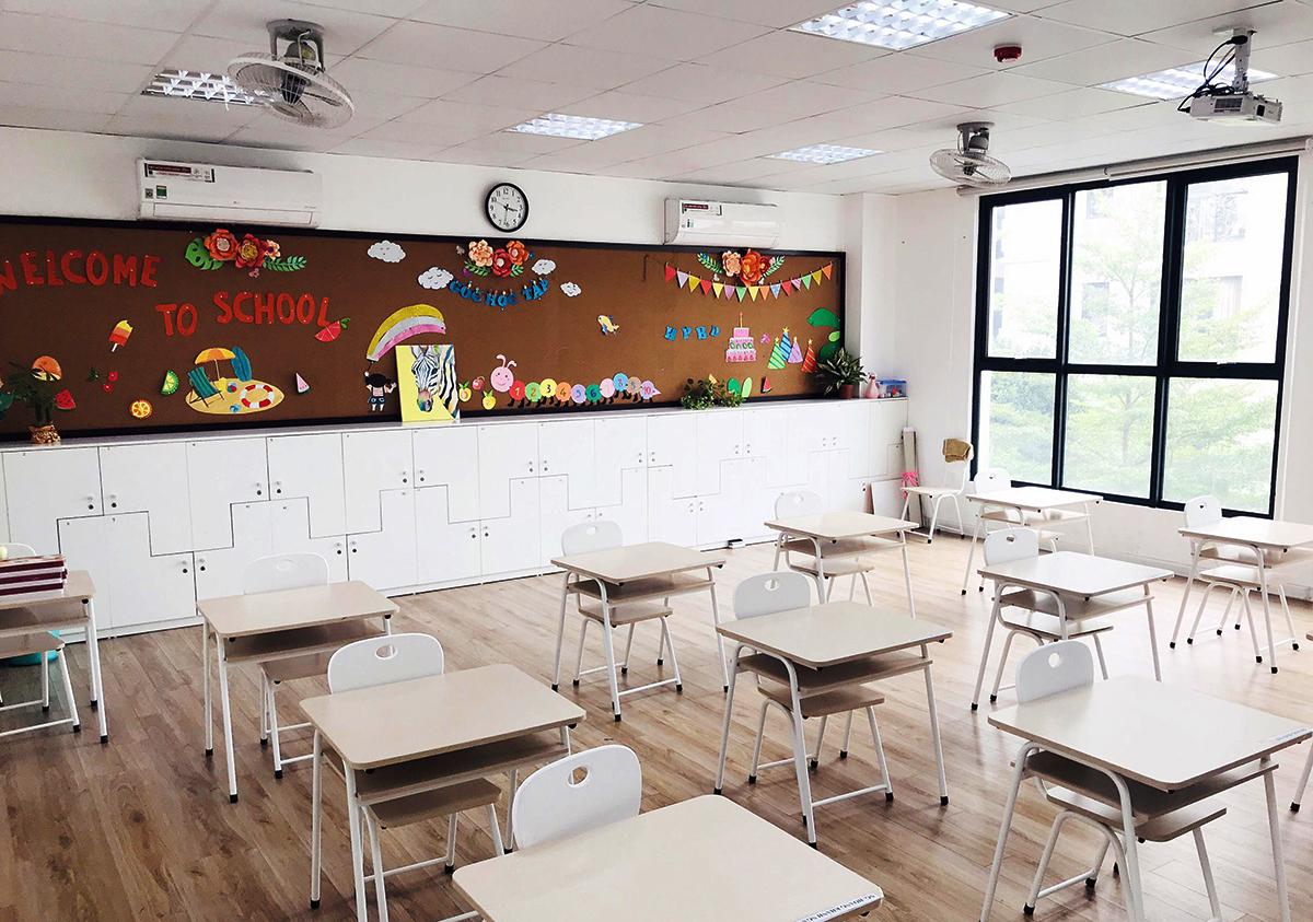 Trường Vietschool trang trí lớp học với khẩu hiểu Welcome to school. Ảnh: Nhà trường cung cấp.