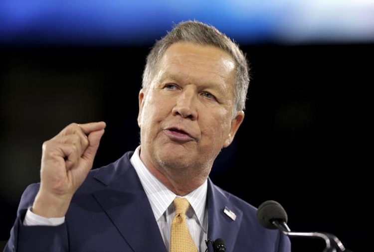 Cựu thống đốc Ohio John Kasich ở Washington hồi năm 2016. Ảnh: Reuters.