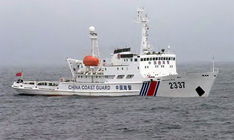 Tàu hải cảnh Trung Quốc hoạt động gần nhóm đảo Senkaku/Điếu Ngư, tháng 11/2013. Ảnh: JCG.
