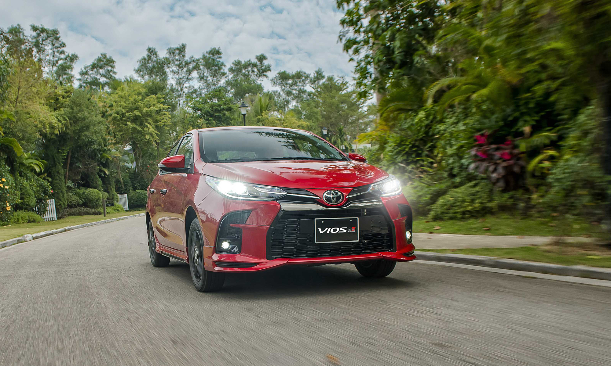 Thiết kế bản thể thao Toyota Vios GR-S.