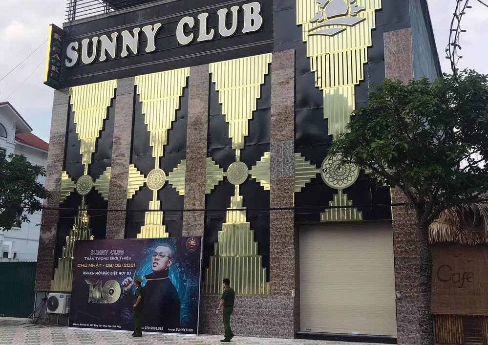 Quán bar Sunny, tại TP Phúc Yên, tỉnh Vĩnh Phúc. Ảnh: Thái Bình
