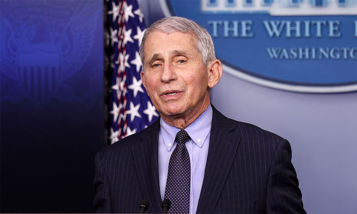 Tiến sĩ  Anthony Fauci phát biểu trong buổi họp báo tại Nhà Trắng ngày 21/1. Ảnh: Reuters.