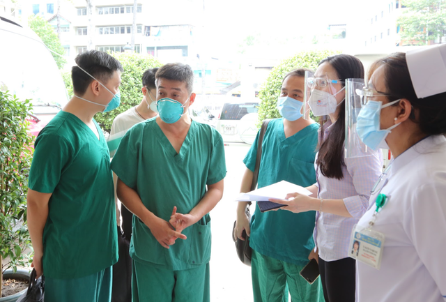Chuyên gia nói gì về số ca nhiễm ở TP HCM trên đà giảm? 2 anhchupmanhinh20210714luc16364 4670 9101 1628264695