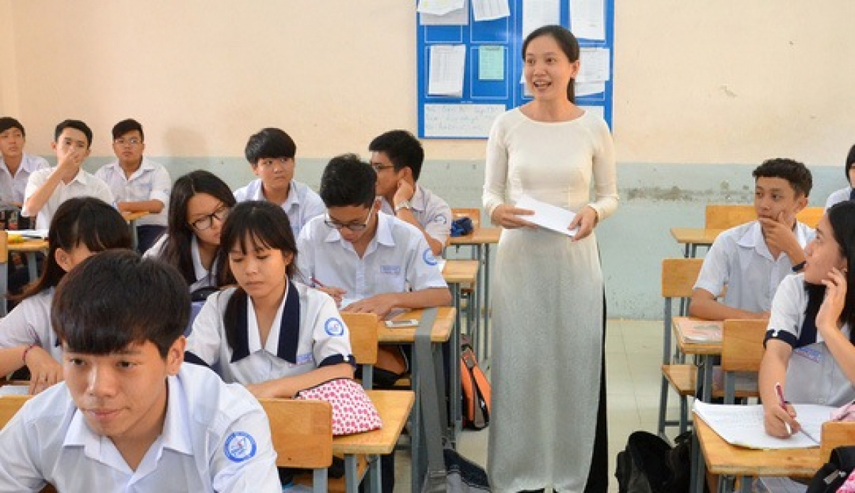 Giáo viên tủi hờn vì đồng lương 'còm cõi' 1 261831521304200044608596665763 7043 3720 1638377228