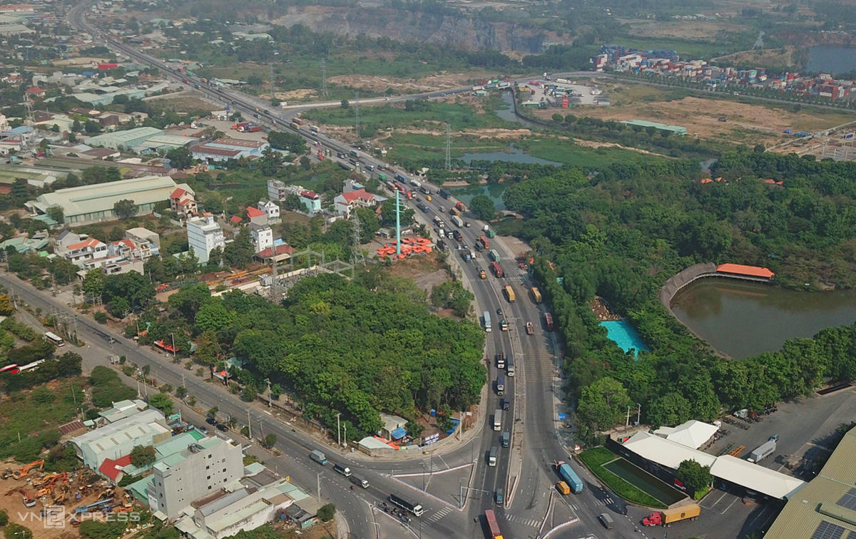 Toàn tuyến Vành đai 3 hiện chỉ đoạn Tân Vạn - Bình Chuẩn (một phần đường Mỹ Phước - Tân Vạn thuộc Bình Dương) hoàn thành. Ảnh: Gia Minh