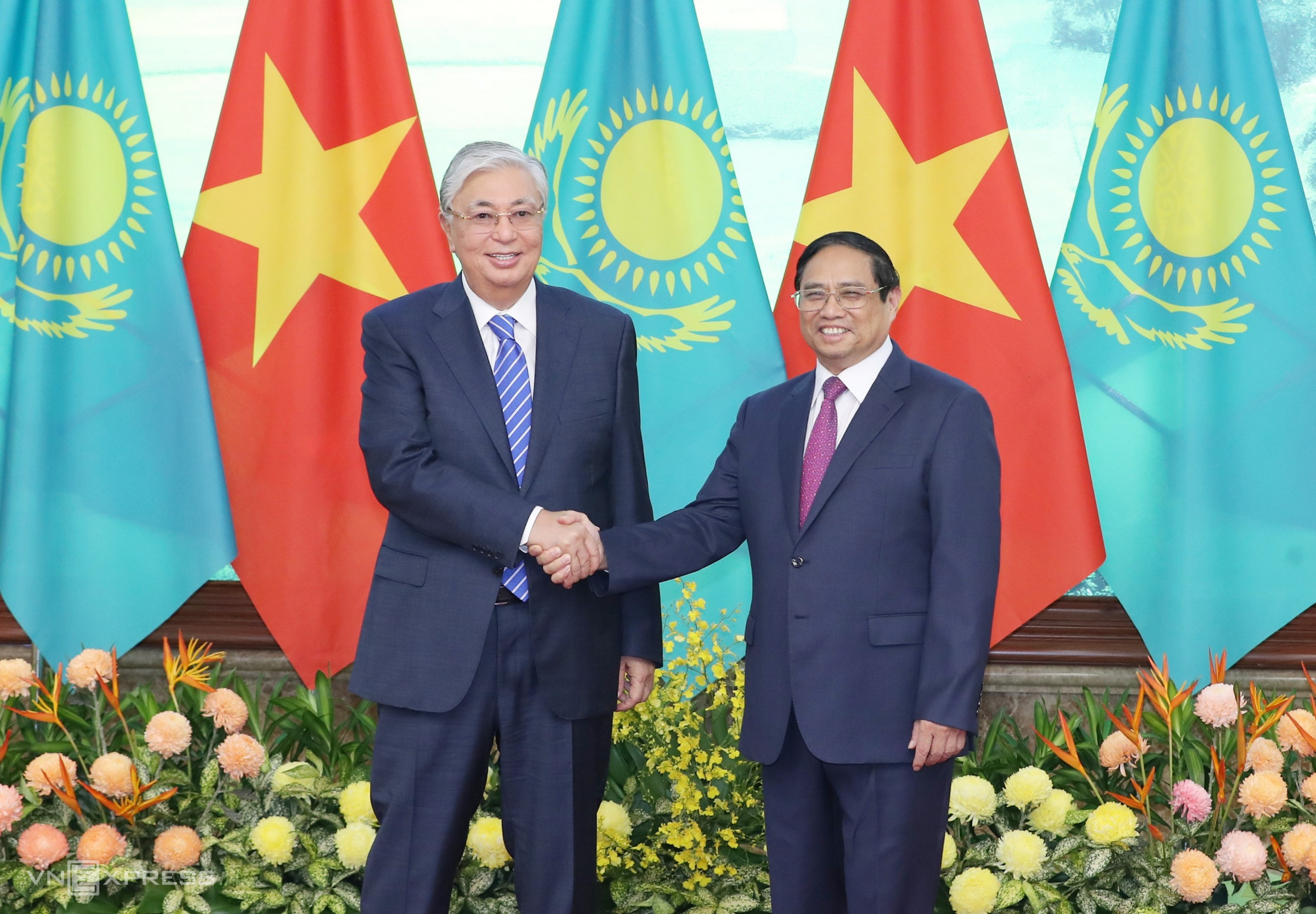 Thủ tướng Phạm Minh Chính tiếp Tổng thống Tokayev tại trụ sở Chính phủ hôm nay. Ảnh: Giang Huy